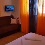 Apartamento Anton 2 *