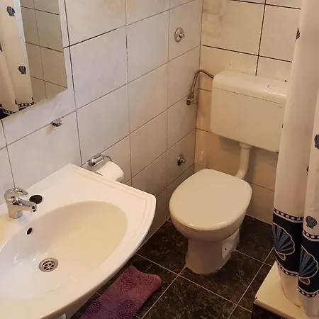 Apartment Anton 2 *