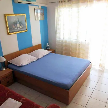 Apartment Anton 2