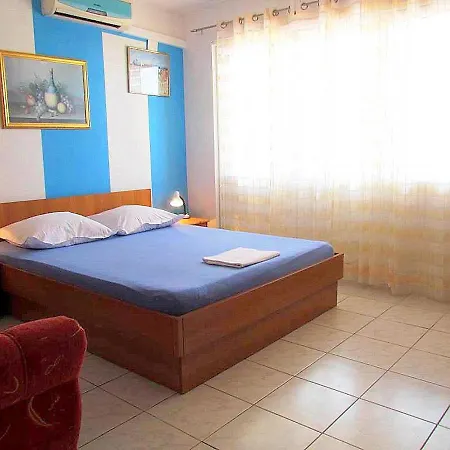 Apartment Anton 2