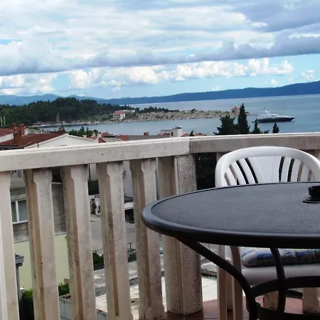 Apartment Anton 2 *