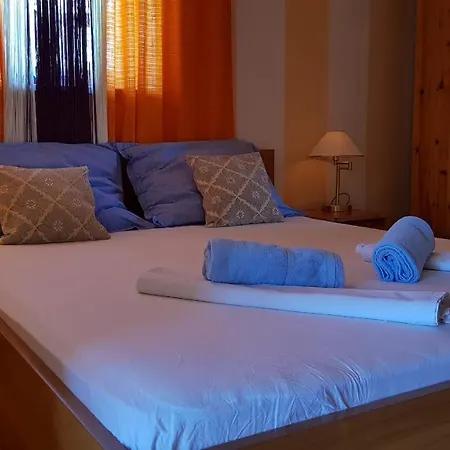 Anton 2 Makarska