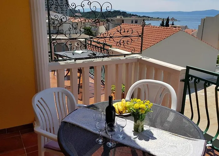 Anton 2 * Makarska