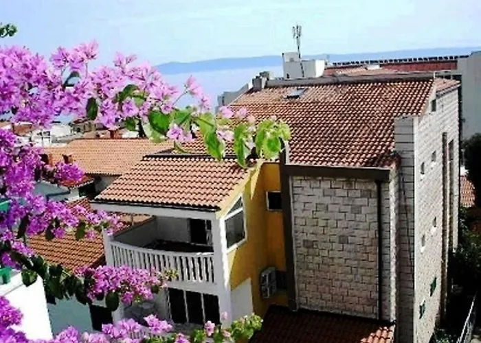 Anton 2 Apartment *