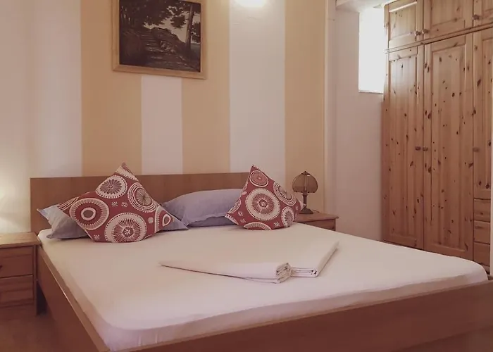 Anton 2 Apartment Makarska